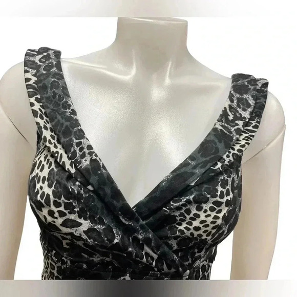 Guess Los Angeles Stretch Mini Animal Print Sleeveless Dress Size Small - Picture 2 of 11